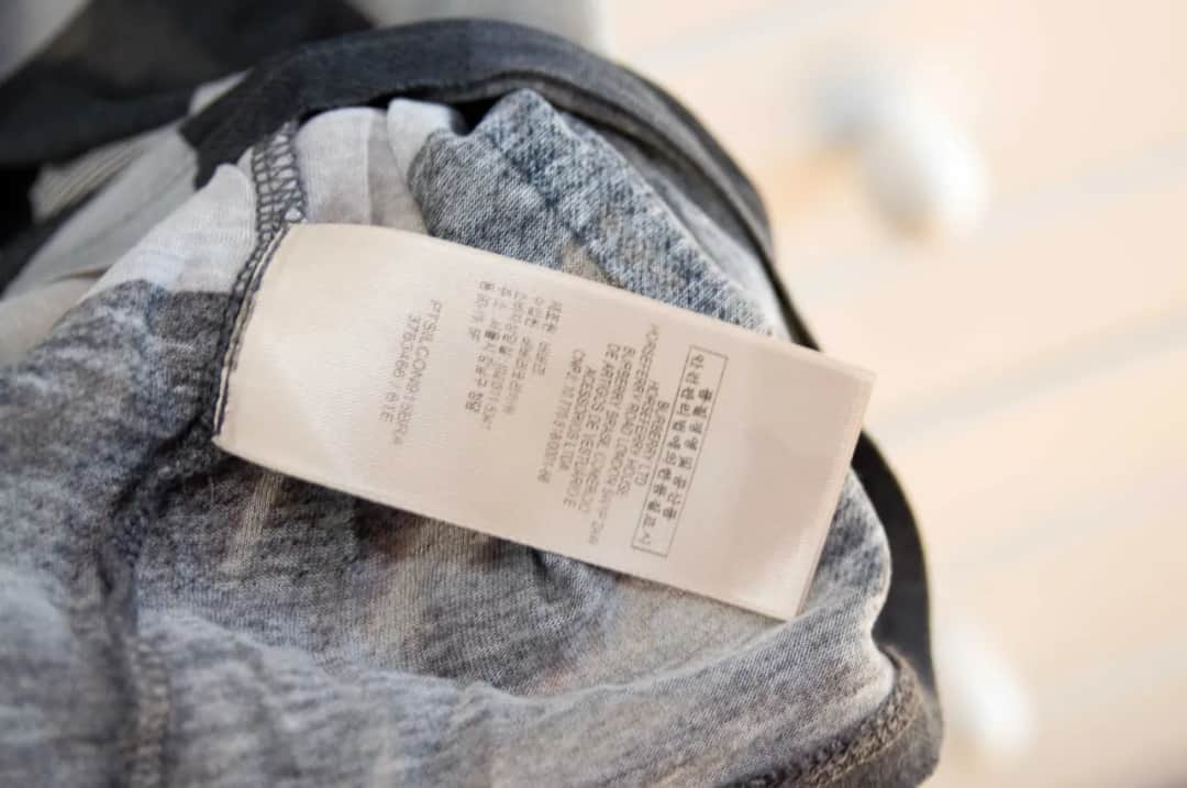 Metka Burberry oryginał - Wskazówki pomagające rozpoznać oryginalną metkę