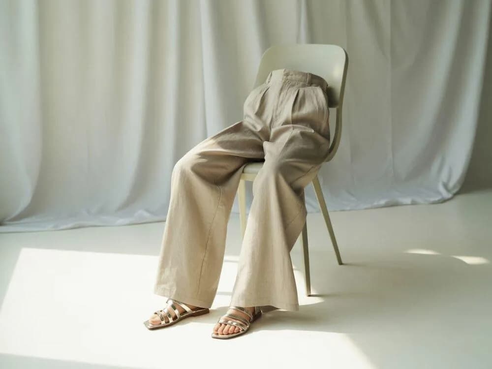 Jakie buty pasują do lnianych spodni? najlepsze połączenia kolorystyczne