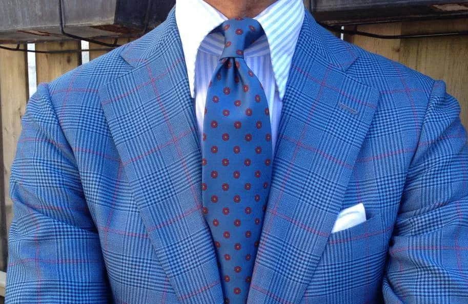Jak prawidłowo dobrać krawat do koszuli w kratę - zasady i inspiracje