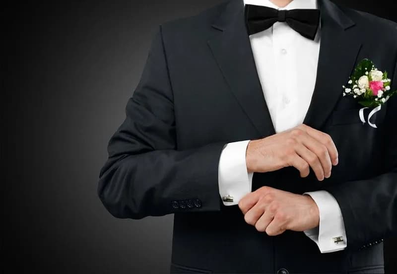 Pan młody: mucha czy krawat? Wybierz idealny dodatek ślubny