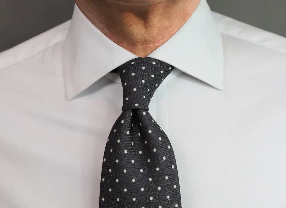 Ile kosztuje krawat w Polsce - poznaj ceny od najtańszych do luksusowych